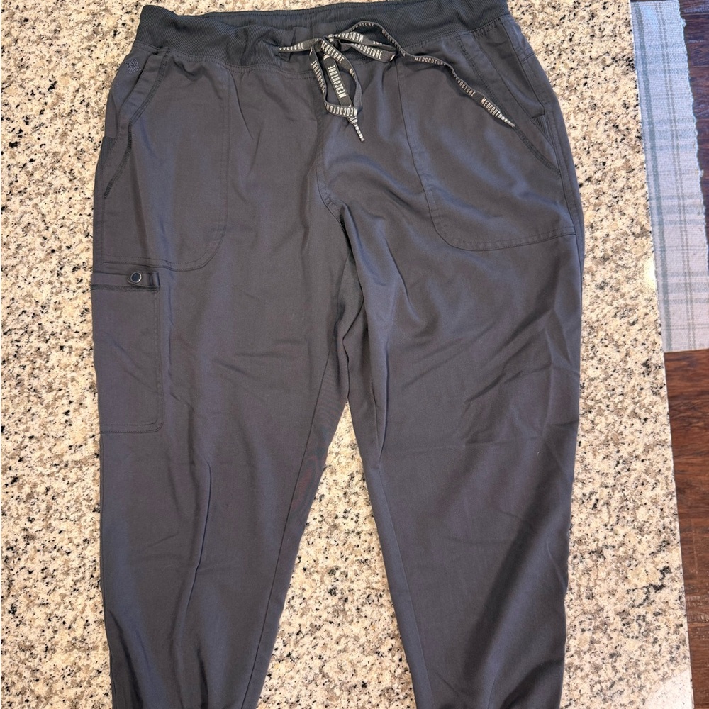 Med Couture Women's Gray scrub Pants